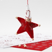 Stjärnformad tomtenisse av filt med glitter Jul Pyssel Inspiration