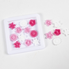 Tvålar i Rosa Med Formpressade Blommor