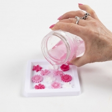 DIY Kit Tvåltillverkning - Rosa Blommor - Skapa Egen Tvål