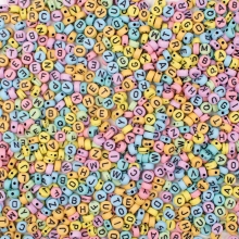Bokstavspärlor Pastell 750 st till scrapbooking, pyssel och hobby