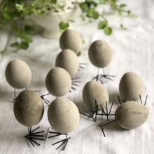 Fågel- kycklingfötter H: 5 cm Svart 20 st Påskkyckling Påskhare