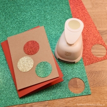 Tips på Enkelt Julkort - Glittrande Julkulor - Beskrivning Julpyssel