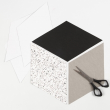 Klocka av bricka och läderpapper DIY Inspiration