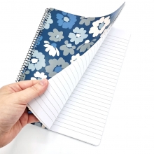 Kollegieblock A4 - 70 Linjerade Ark - Flower Power Blue