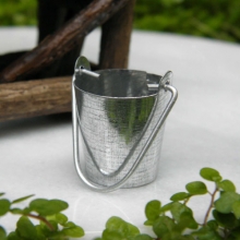 Metall hink Dia: 25 mm H: 27 Nissedörr till scrapbooking, pyssel och hobby