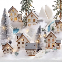 Miniatyr Hus av Trä II Höjd: 8 cm Slott Stuga