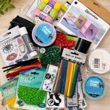 Stort Pysselkit Med Blandade Hobbyprodukter - Värde 487 kr