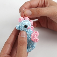 Sjöhäst av frigolitkula med Foam Clay Gjutning Modellering Inspiration