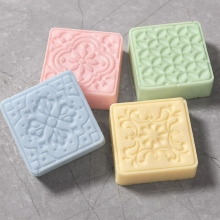 Fyrkantig silikonform, 4 st, grafisk design, packshot.