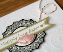 Kort & Kuvert 5-pack A6 Embossed White Flourish Ruby Rock-It Papper Bröllop Kärlek