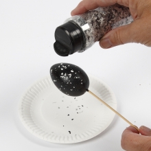 Terrazzo flakes Svart 90g Bladguld till scrapbooking, pyssel och hobby