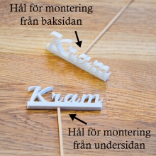 Kram - Skylt På Pinne - Blomma Text