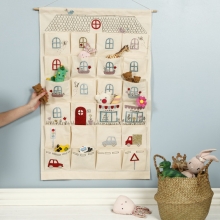Tygförvaring med 24 Fickor Natur 93x60 cm Paketkalender