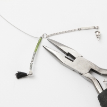 Mini Tofsberlock 10 mm hålstl. 1 Svart 5 st Berlock Smyckestillverkning