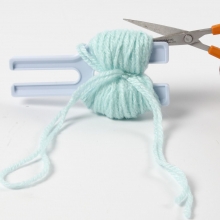 Kuddfordral med pompomer Inspiration Textil Sömnad Broderi