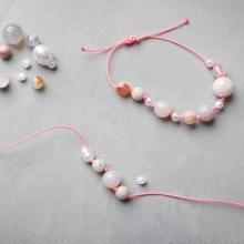 Polyestersnöre i mixade färger, 0,6 mm, 10x4 m.