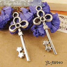 Charms 4 st Nyckel Treudd 32mm Metall till scrapbooking, pyssel och hobby