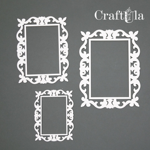 Tre detaljerade chipboardramar i beige naturton i tre olika storlekar med laserskurna ornament.