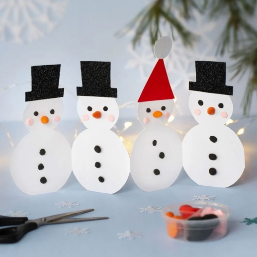 Julpyssel Snögubbar på rad Jul Pyssel Inspiration
